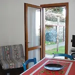 Apartment Villasoledad Per Vacanze