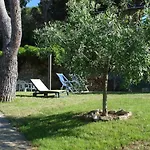 Apartment Villasoledad Per Vacanze *