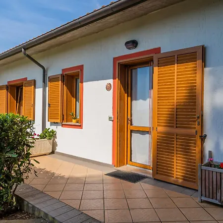 Villasoledad Per Vacanze شقة *