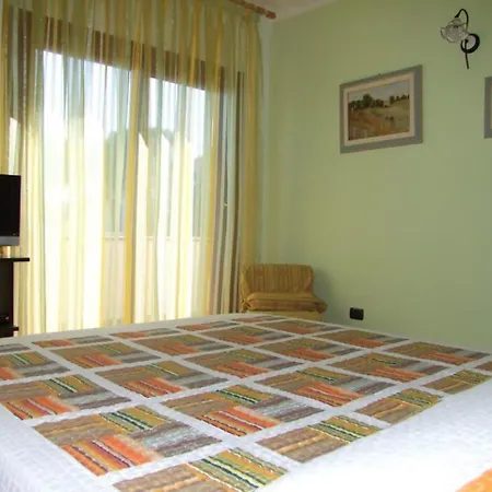 Villasoledad Per Vacanze * كابوليفيري